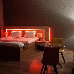 https://apartments-on-fountain-square-az1007.aboutbakuhotels.com